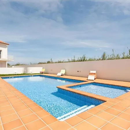 Casa Baleia - E Piscina - 10 Pessoas