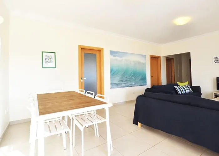 Casa Baleia - E Piscina - 10 Pessoas *