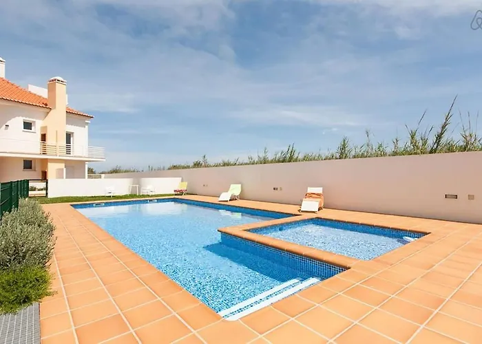 Casa Baleia - E Piscina - 10 Pessoas