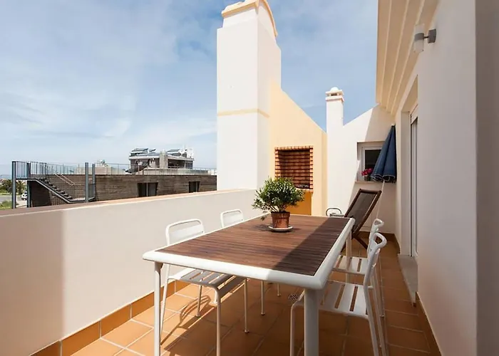 Casa Baleia - E Piscina - 10 Pessoas * 페렐